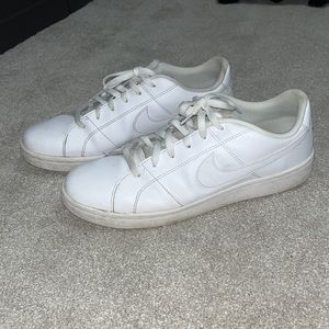 Nike Court Royale 2 Low
